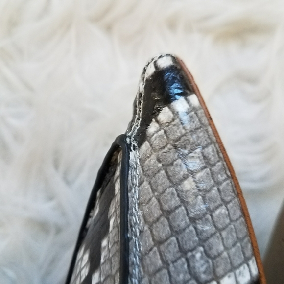 JEFFREY CAMPBELL VIONA LOAFER GREY SNAKE PRINT - Picture 15 of 15
